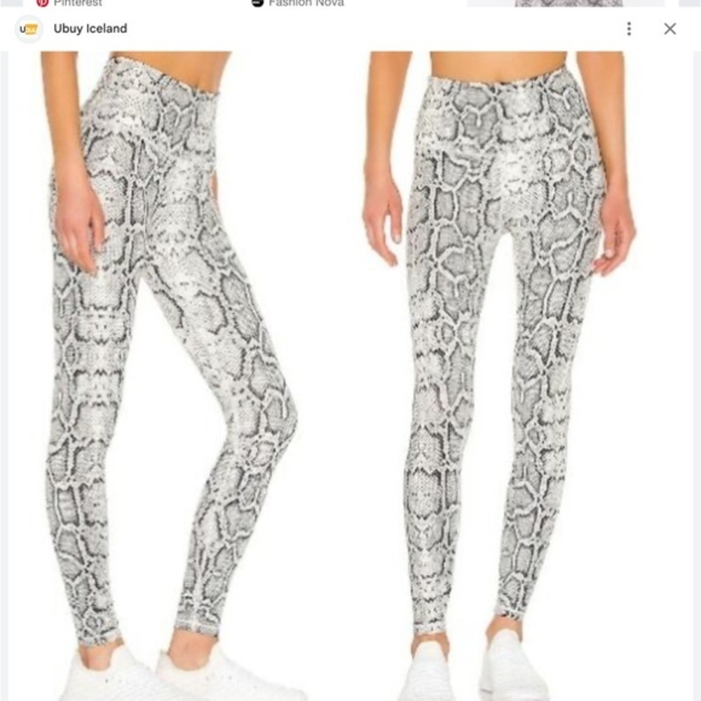 GLYDER  Snake Print Leggings SIZE S